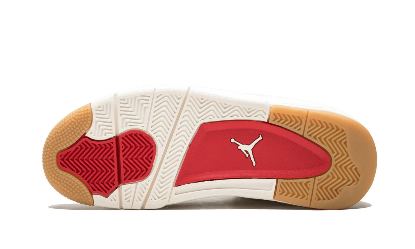 Air Jordan 4 Levi's alb (etichetă goală)