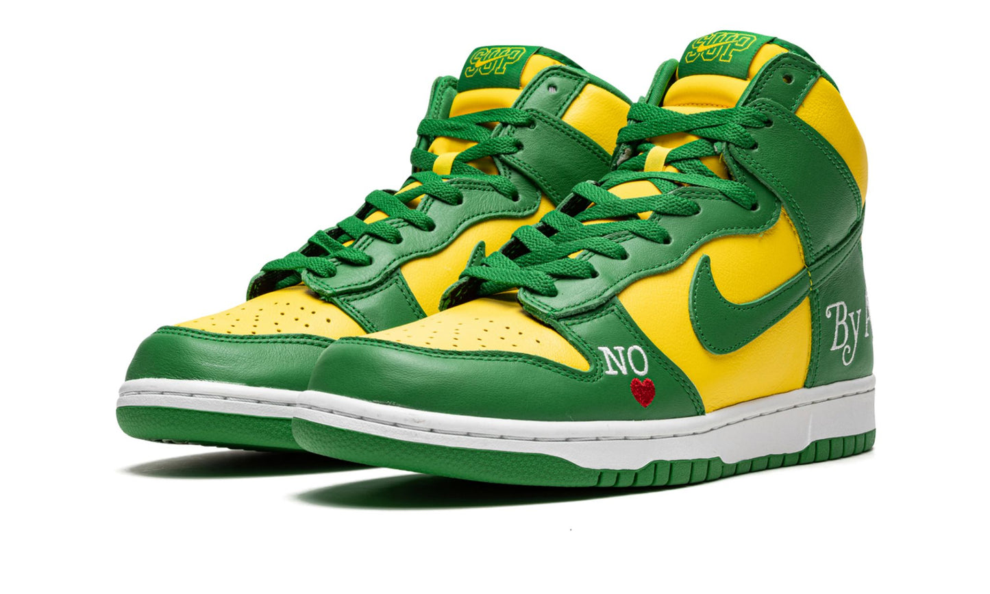 Nike SB Dunk Low Supreme By Any Means Brazil