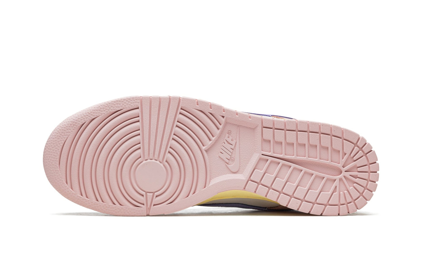 Nike Dunk Low Pink Oxford (W)