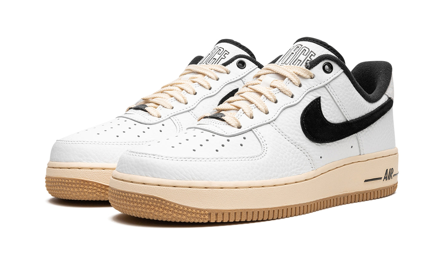 Nike Air Force 1 Low Command Force Summit White (W)